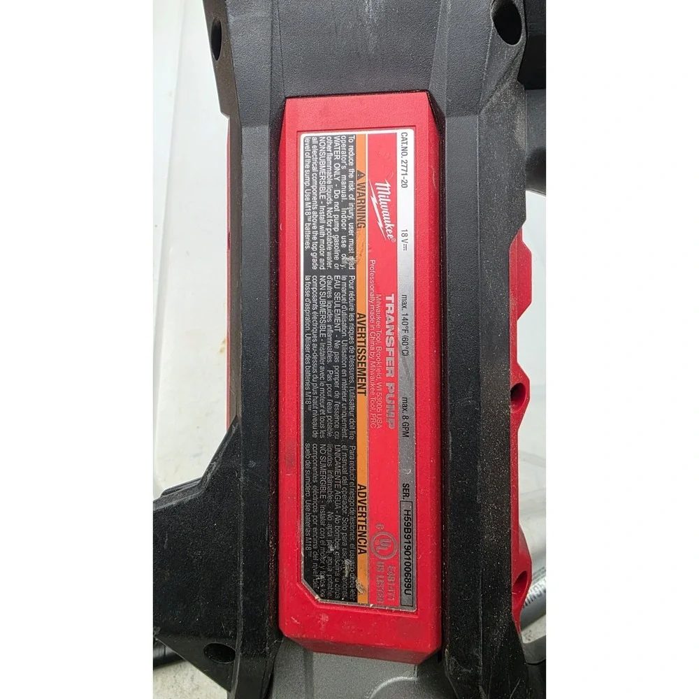 Milwaukee 2771-20 M18 Transfer Pump  + Battery